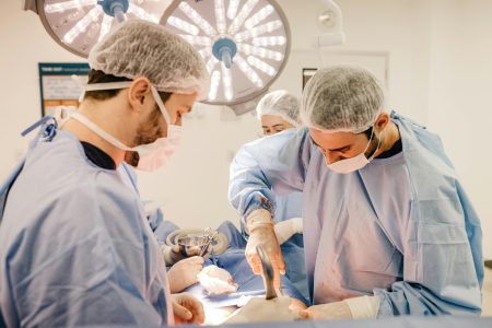 The Dos and Don’ts After a Hip Replacement Surgery